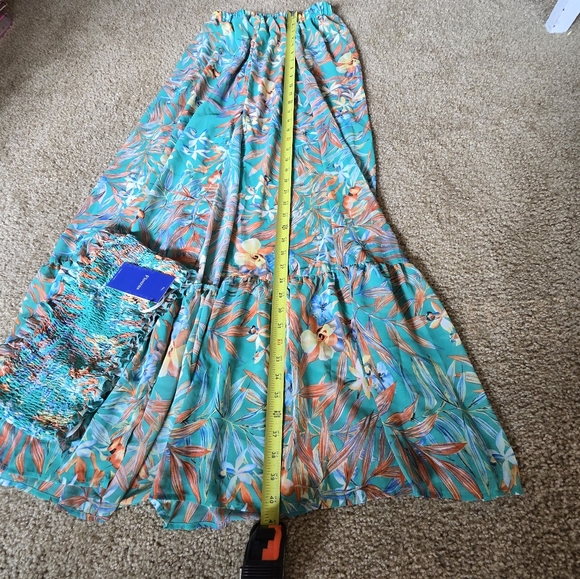 Floerns Women's Summer 2 Piece Crop Tube Top and Split Long Skirt set size small - Picture 12 of 13